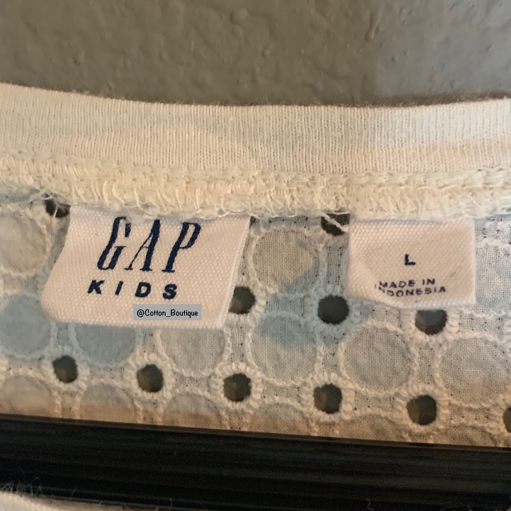 GAP - Picture 6 of 6